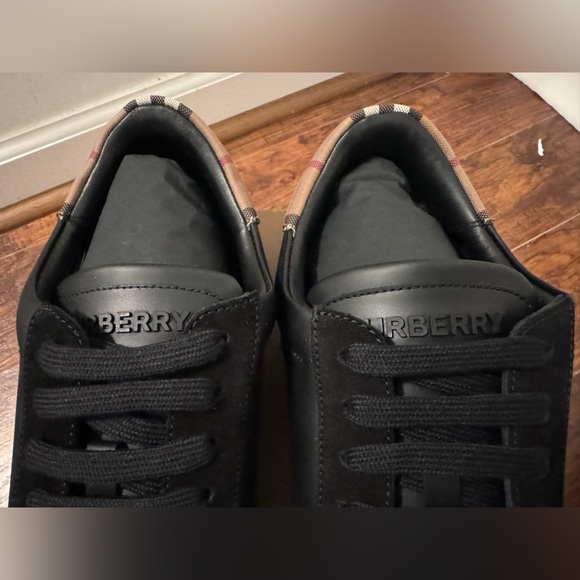 Burberry Leather Suede and Vintage Check Cotton Sneakers Size 48 - Picture 12 of 16